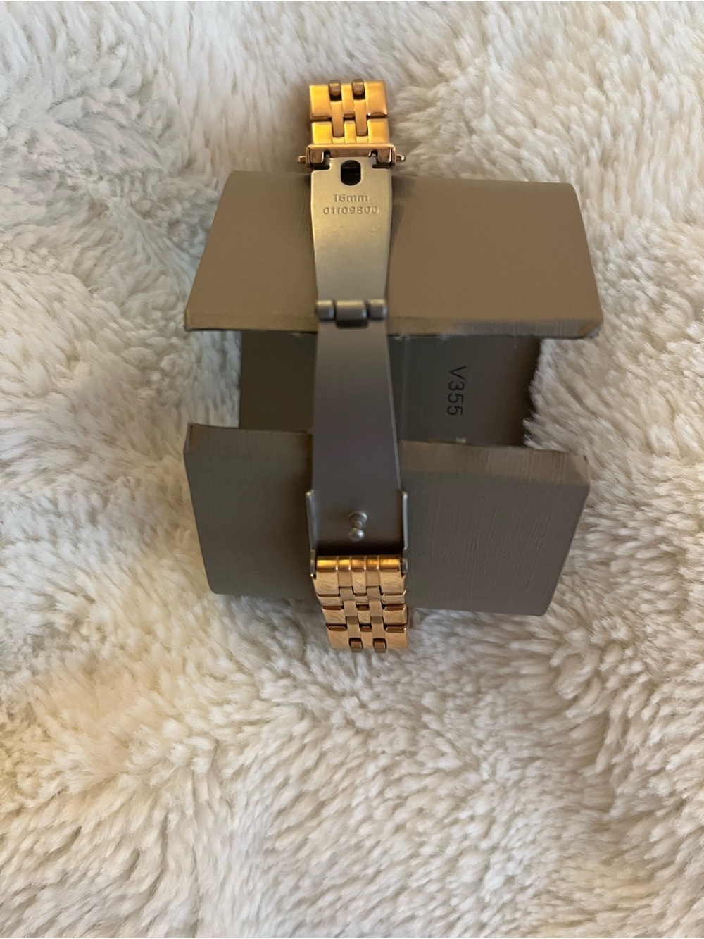 Fossil Rose Gold Watch - Picture 7 of 12